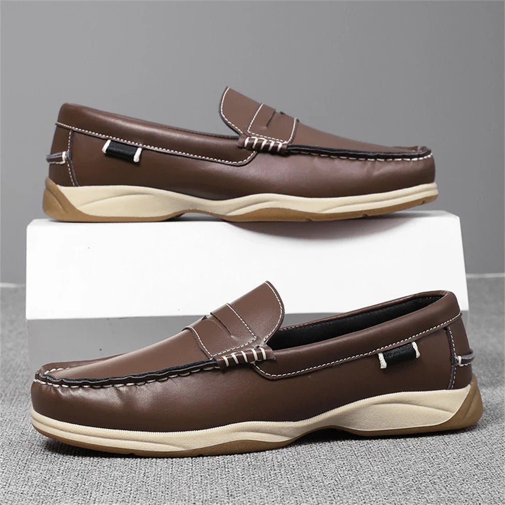 Gunston | Classic leather moccasins