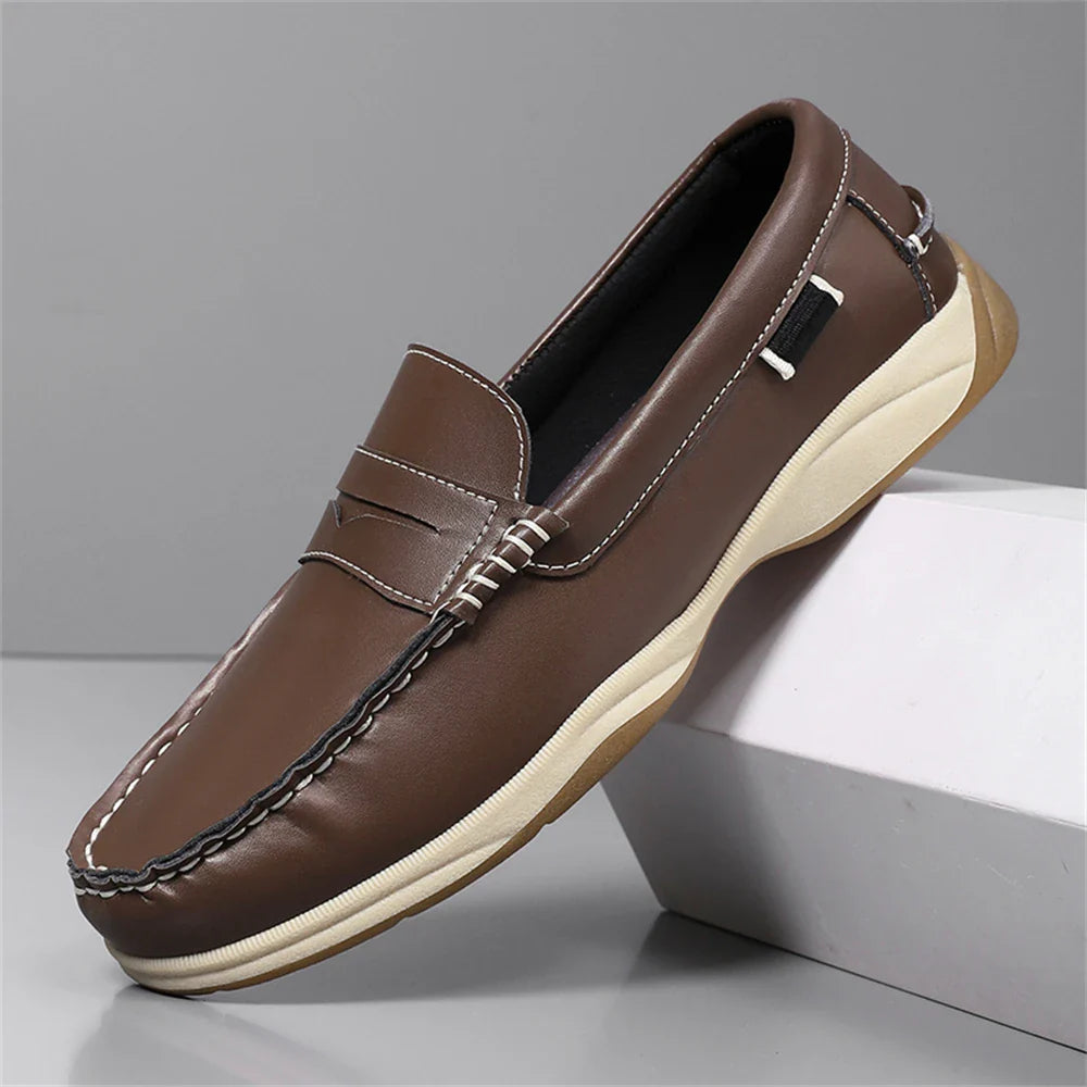 Gunston | Classic leather moccasins
