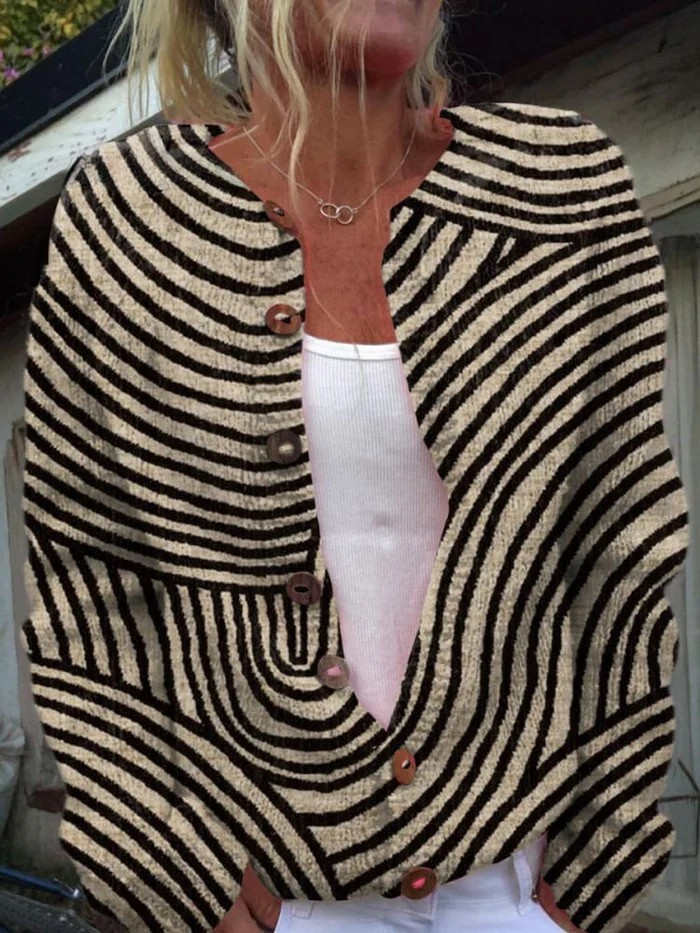 Sweater Cardigan with Retro Hand-Drawn Line Pattern and Buttons