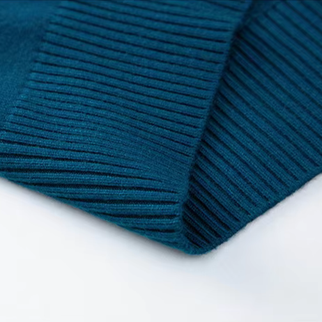 Mont | Turtleneck Sweater