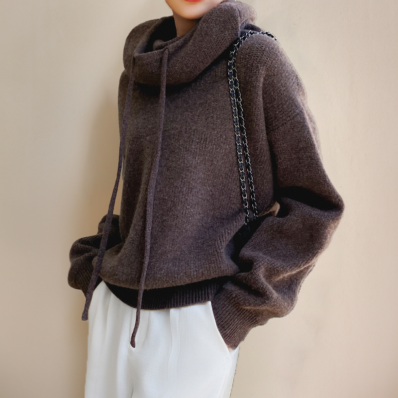 LIAH | Elegant turtleneck sweater