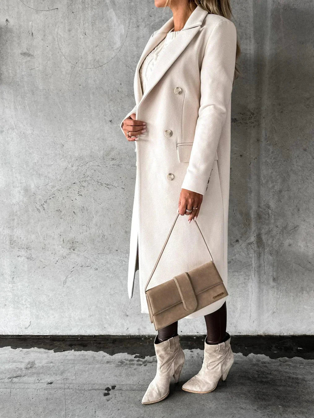 Wajda™ | Elegant wool winter coat with stylish details 